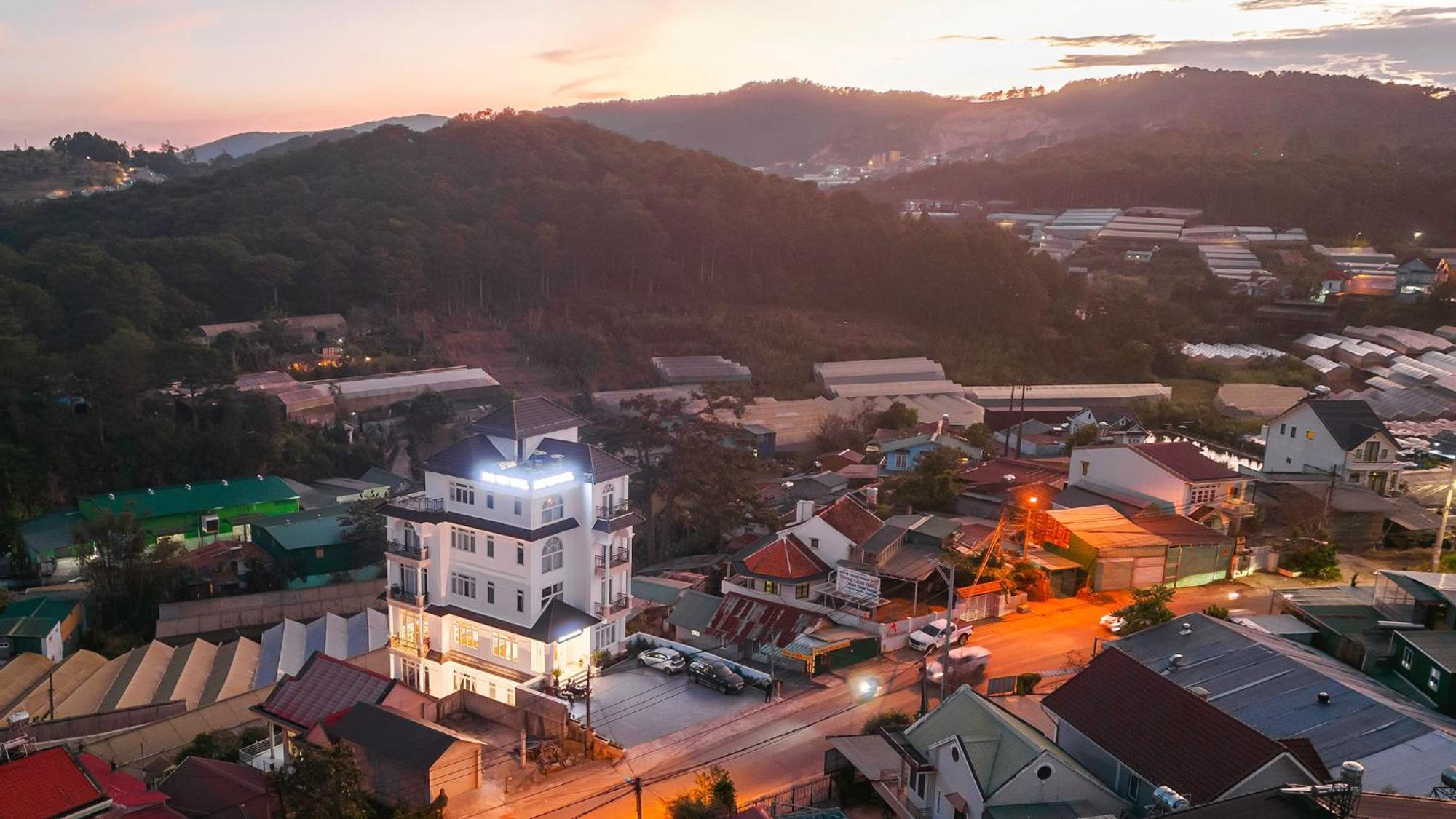 Pine View Hotel Dalat Luaran gambar